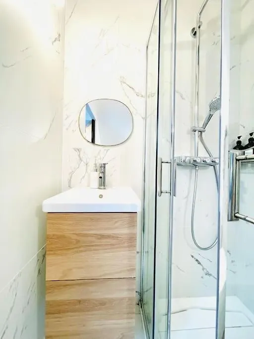 Studio Ideal Deplacement Pro Tourisme Et Mariage Parking Gratuit Chapareillan 0*,  France